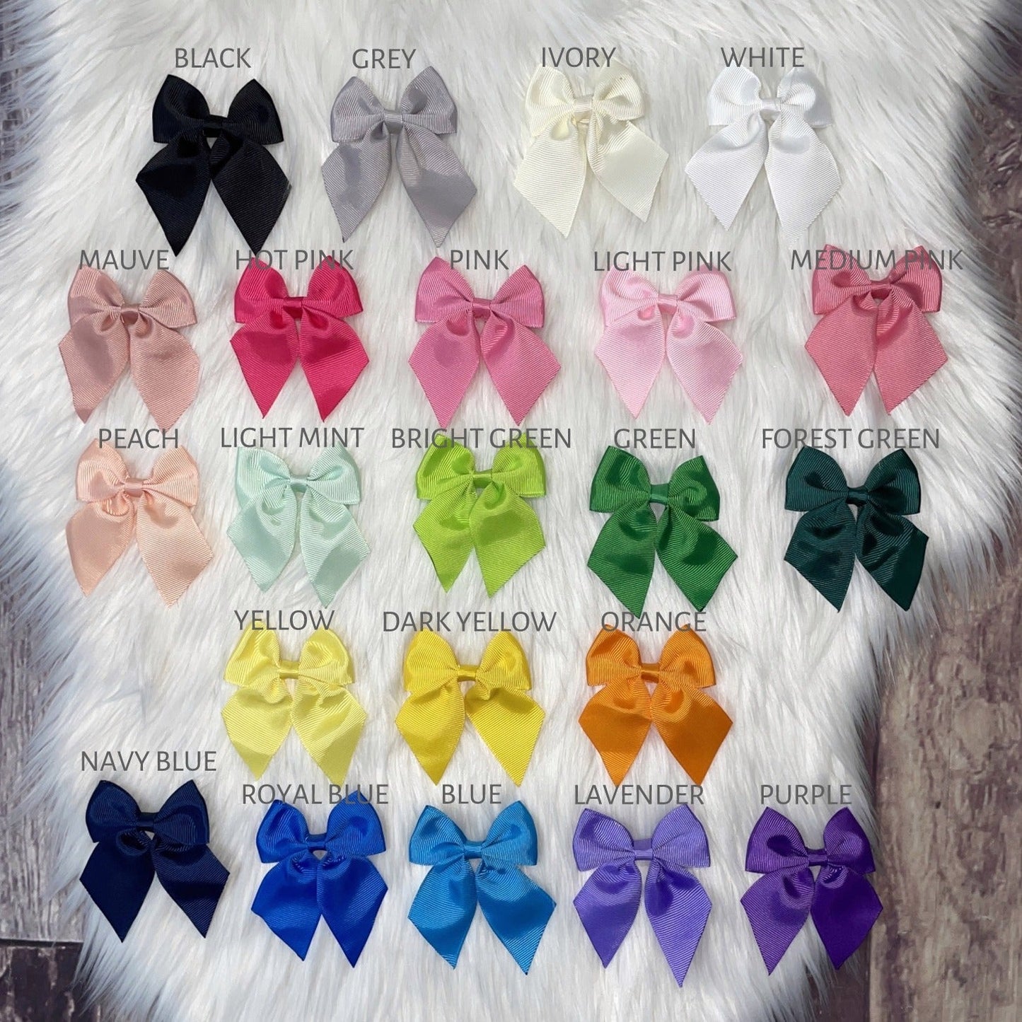 Dainty Grosgrain Ribbon Hair Bow on Alligator Clip