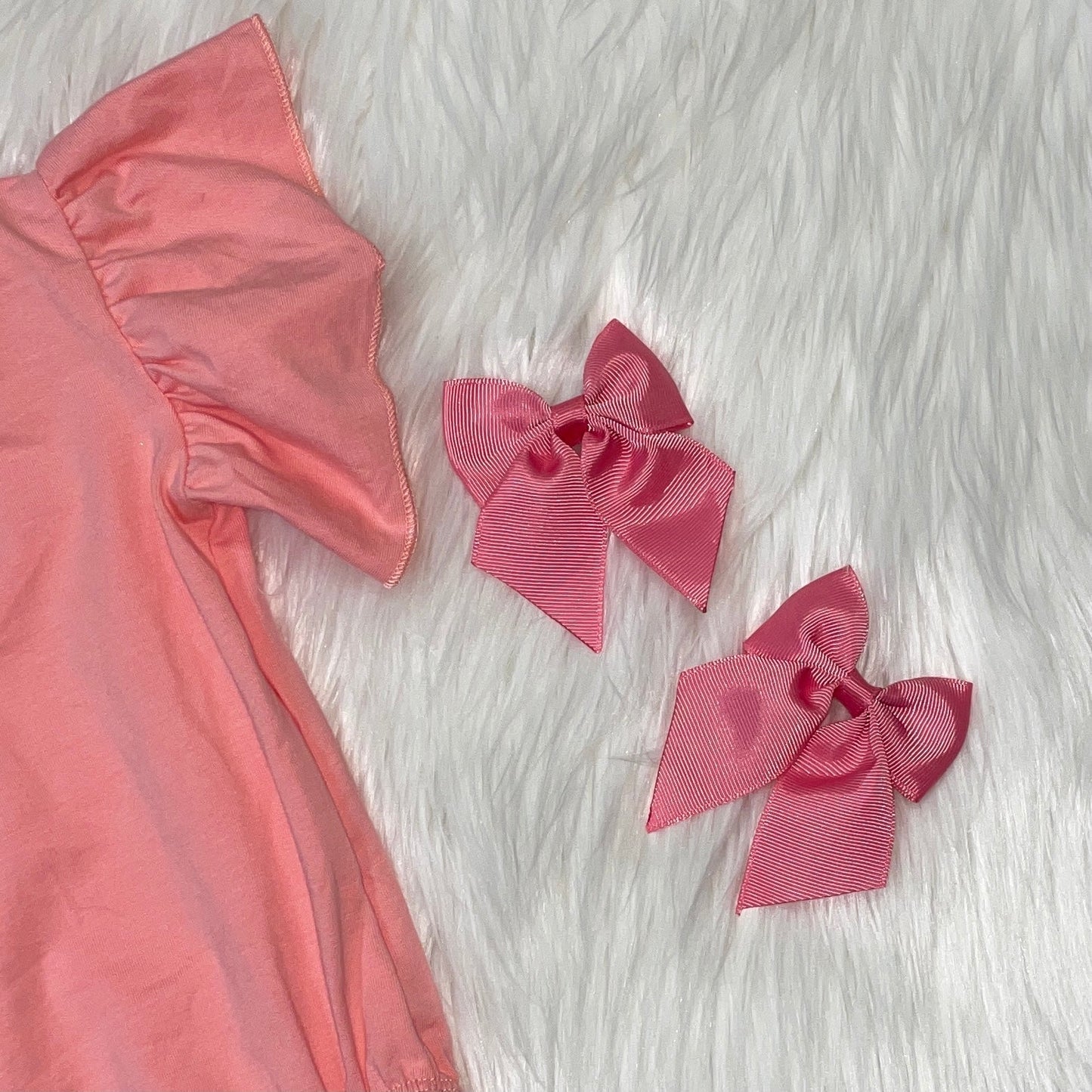 Dainty Grosgrain Ribbon Hair Bow on Alligator Clip